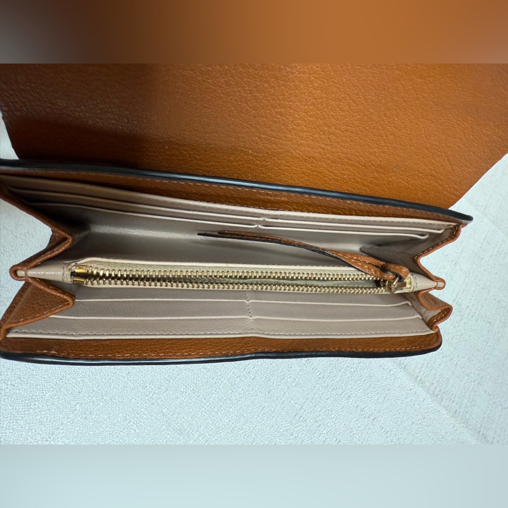 Chloé Wallet - Picture 7 of 14